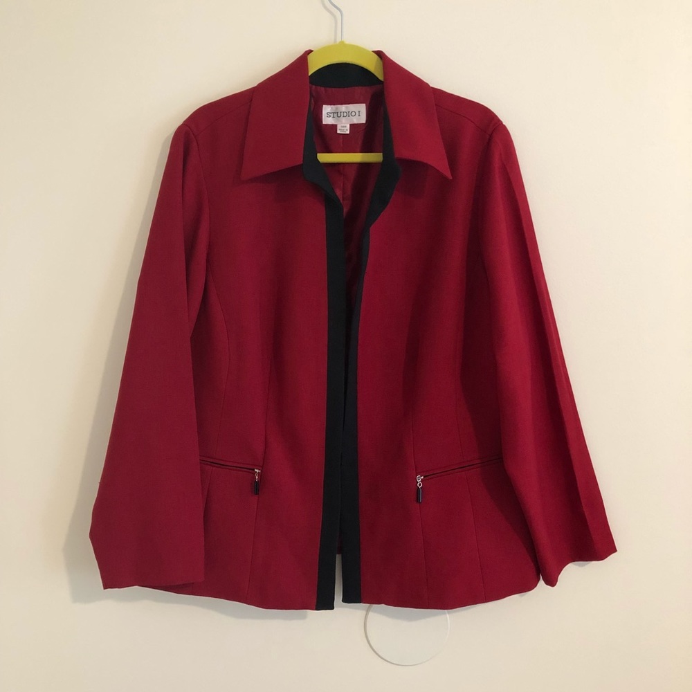 🌟FINAL PRICE 2/$5– Studio I—Dress Jacket